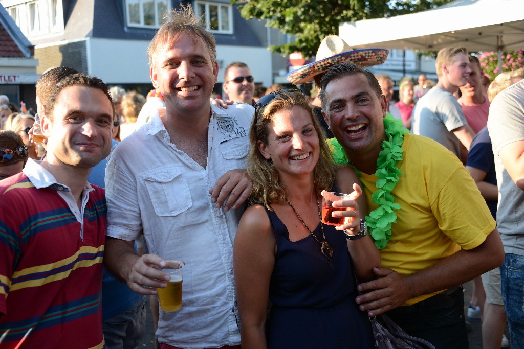 ../Images/Zomercarnaval Noordwijkerhout 2016 350.jpg